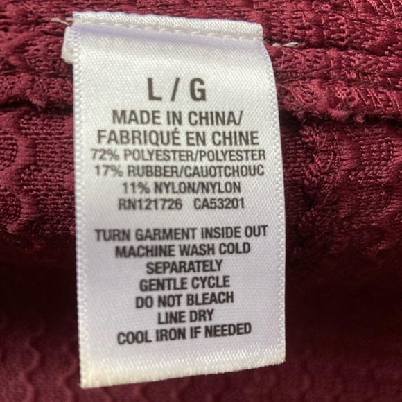 Aeropostale Elegant Burgundy Pleated Skirt size:L - Picture 5 of 7